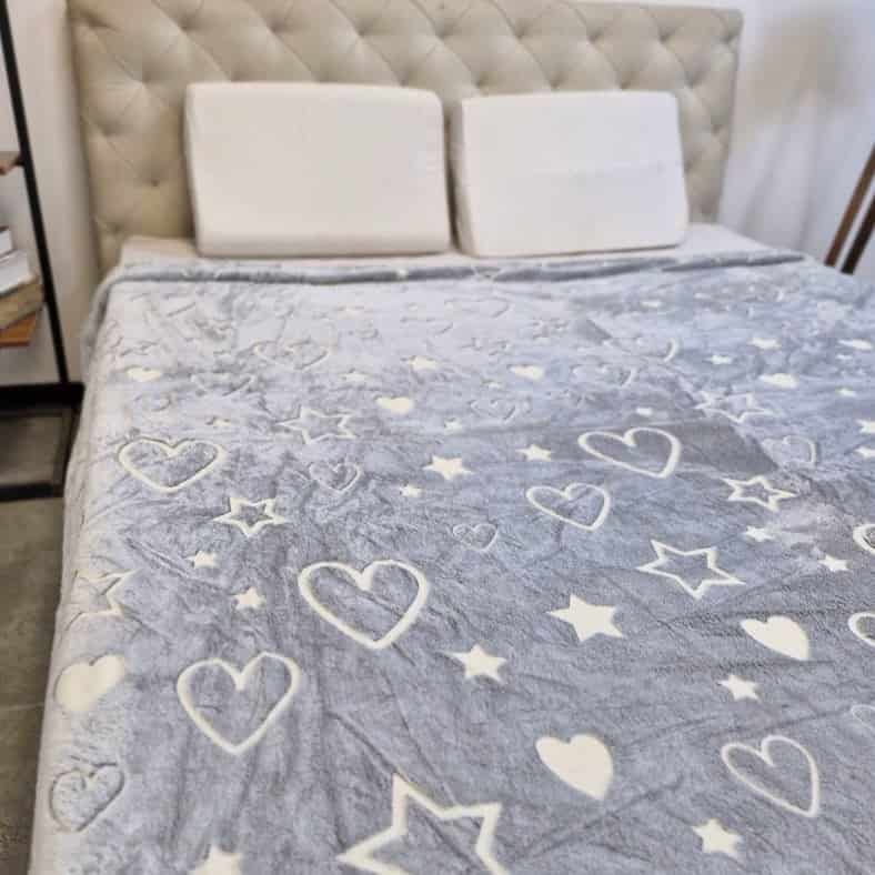 تصویر 3 از پتو شب نما جلوه‌ ای زیبا به اتاق خواب